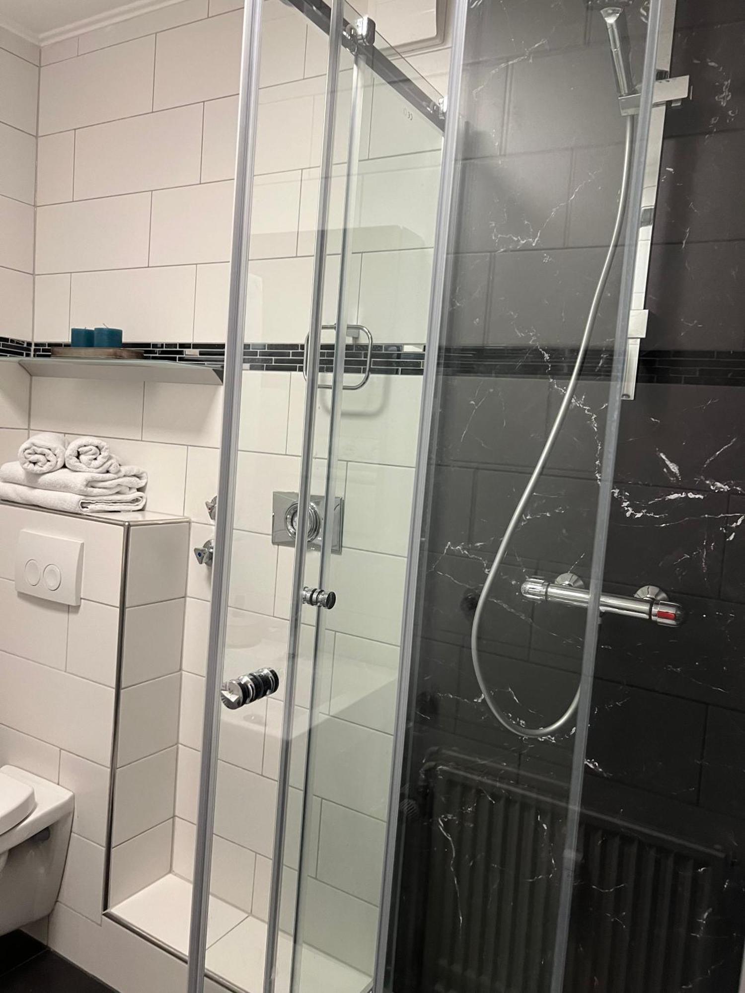 Vicky'S Ferienwohnung Am Friedheim เฟลนส์บวร์ก ภายนอก รูปภาพ